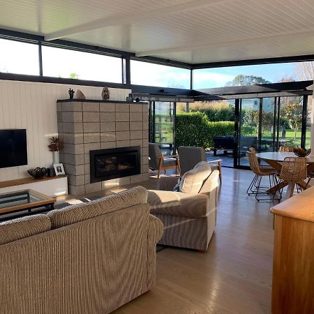 The Admiral Apartment Cooks Beach Bagian luar foto